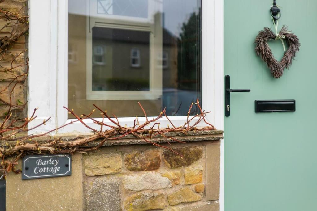 Barley Cottage Whittington  Екстер'єр фото