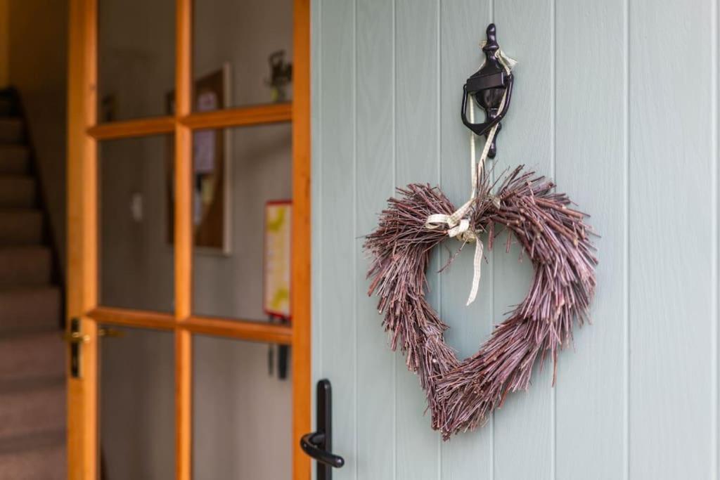 Barley Cottage Whittington  Екстер'єр фото
