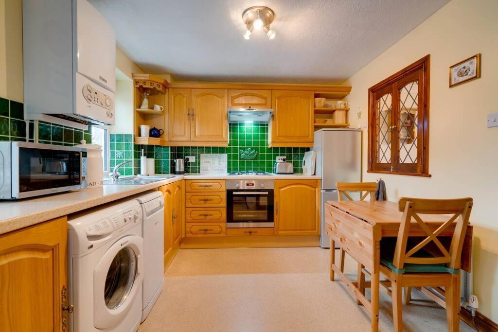 Barley Cottage Whittington  Екстер'єр фото