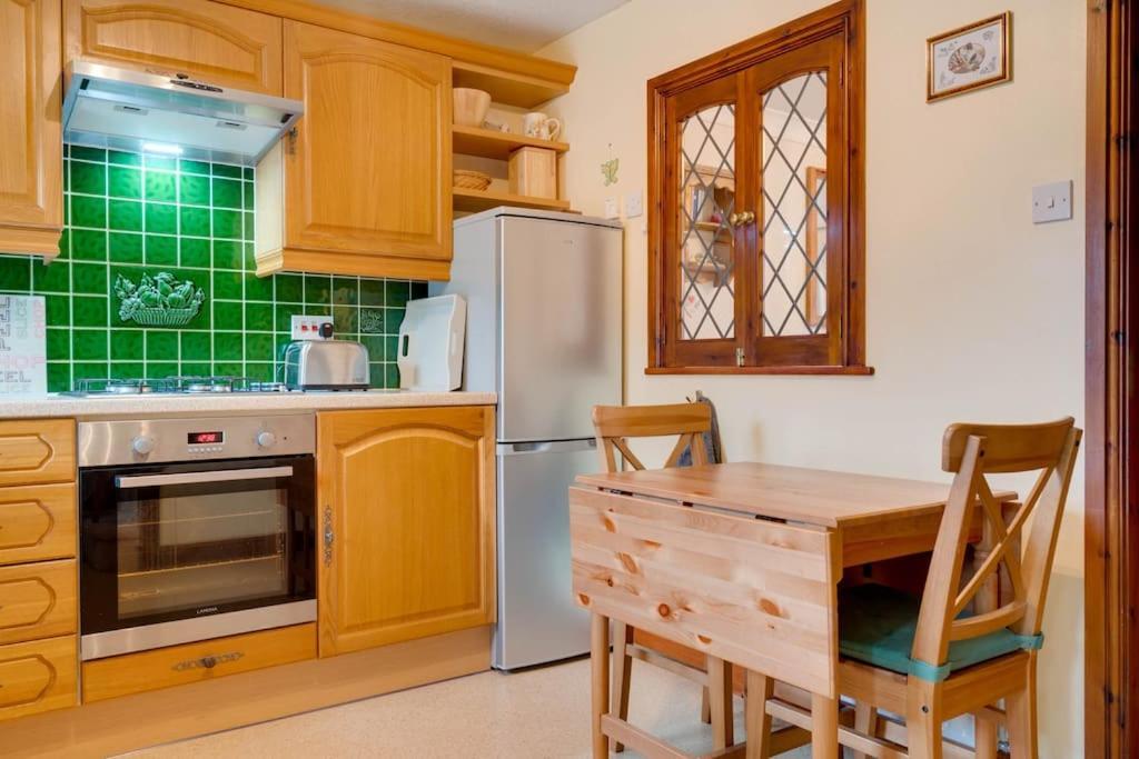 Barley Cottage Whittington  Екстер'єр фото