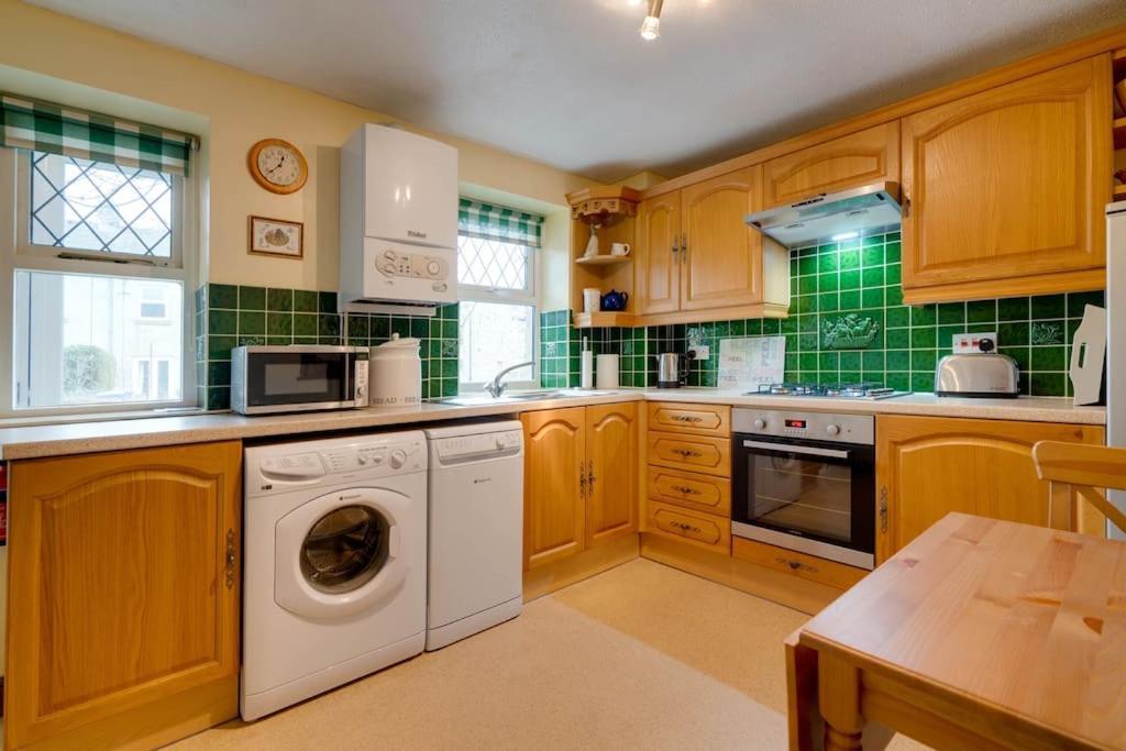 Barley Cottage Whittington  Екстер'єр фото