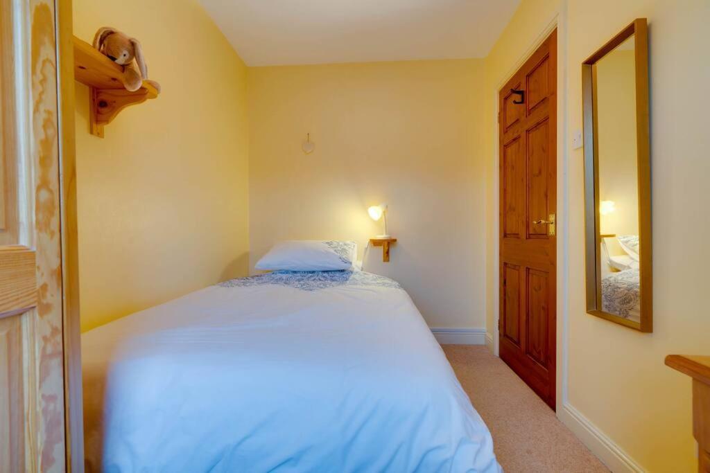 Barley Cottage Whittington  Екстер'єр фото